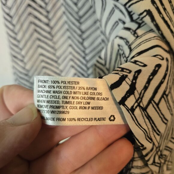 Xhilaration tank top womens Small black white chevron racerback a-line - Picture 7 of 7